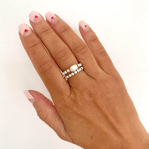 Feature Pearl Ring