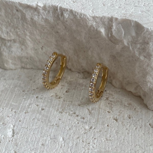 Load image into Gallery viewer, Shimmer Huggies