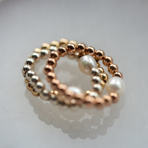 Feature Pearl Ring