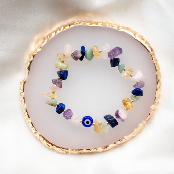 Load image into Gallery viewer, Multicrystal bracelet with Evil Eye
